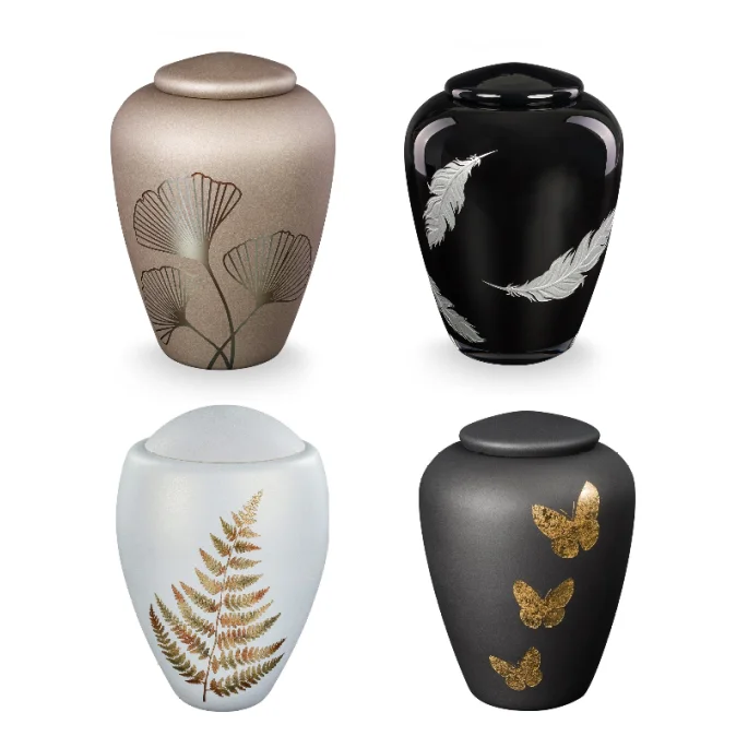Sélection d’urnes artisanales en verre