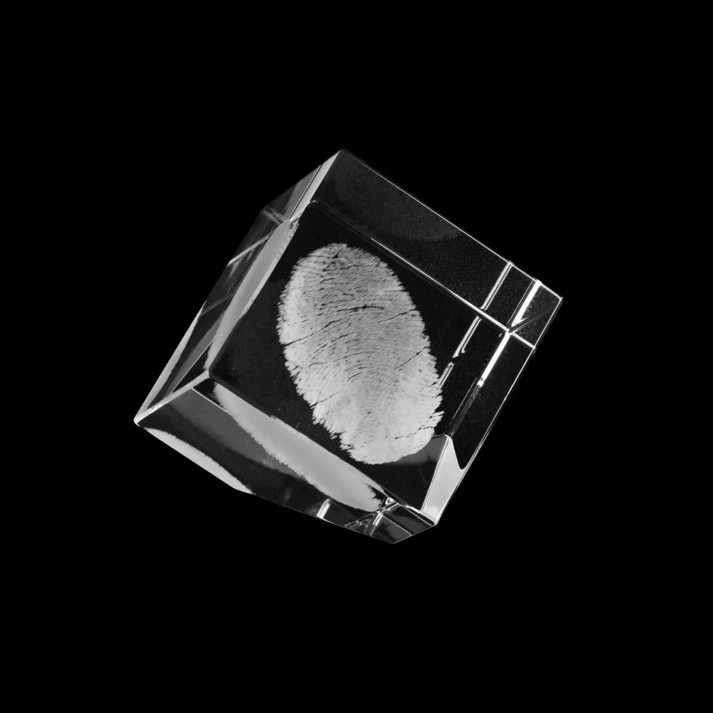 Cube en cristal personnalisé par gravure 3D